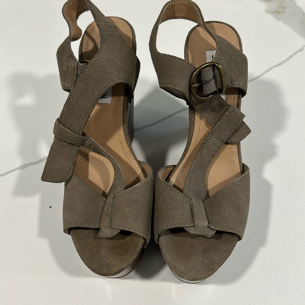 Gray suede women sandal